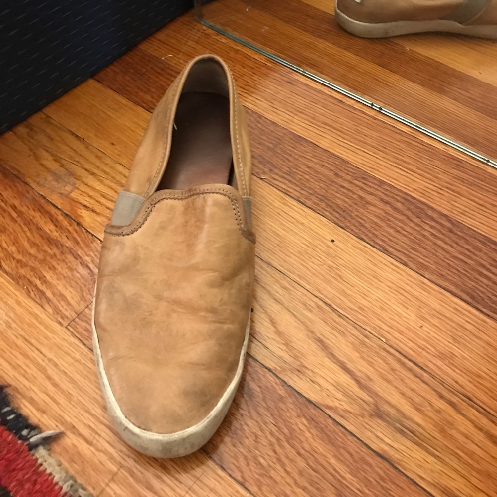 Frye leather shoes -size 8