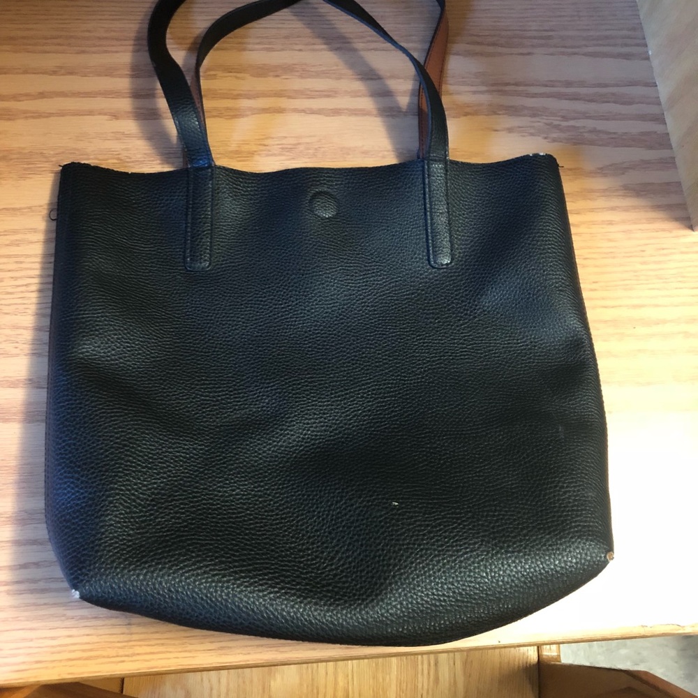 Leather tote bag