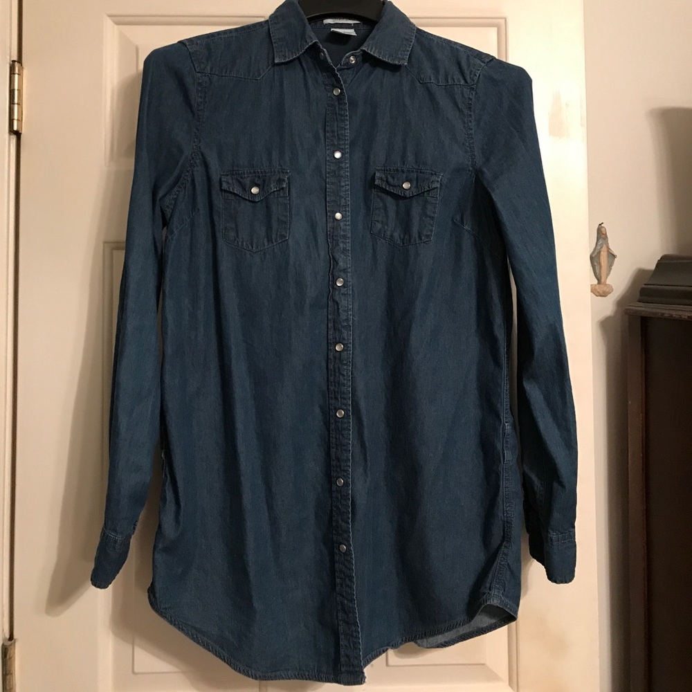 100% cotton jean shirt with snap up buttons
