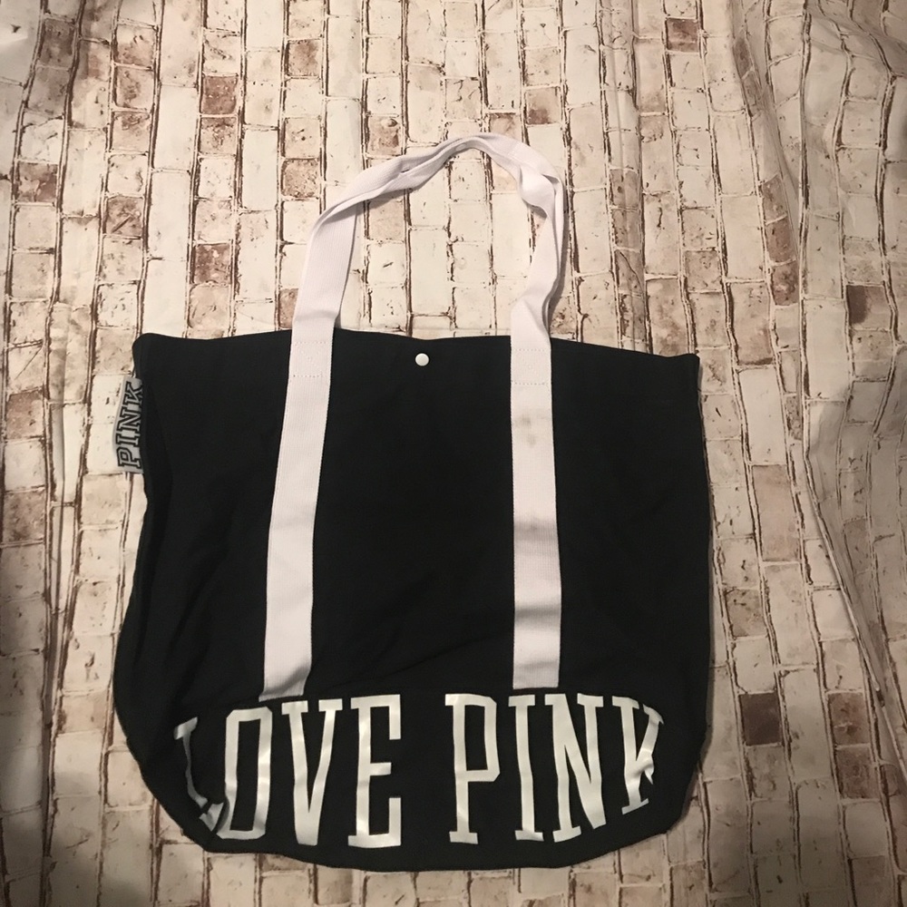 Pink vs tote bag🔴