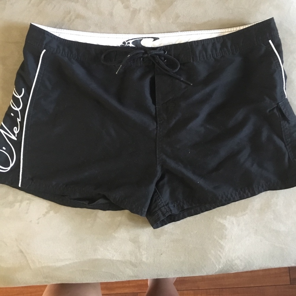 Oneill ladies swim shorts with pocket. Sz 15