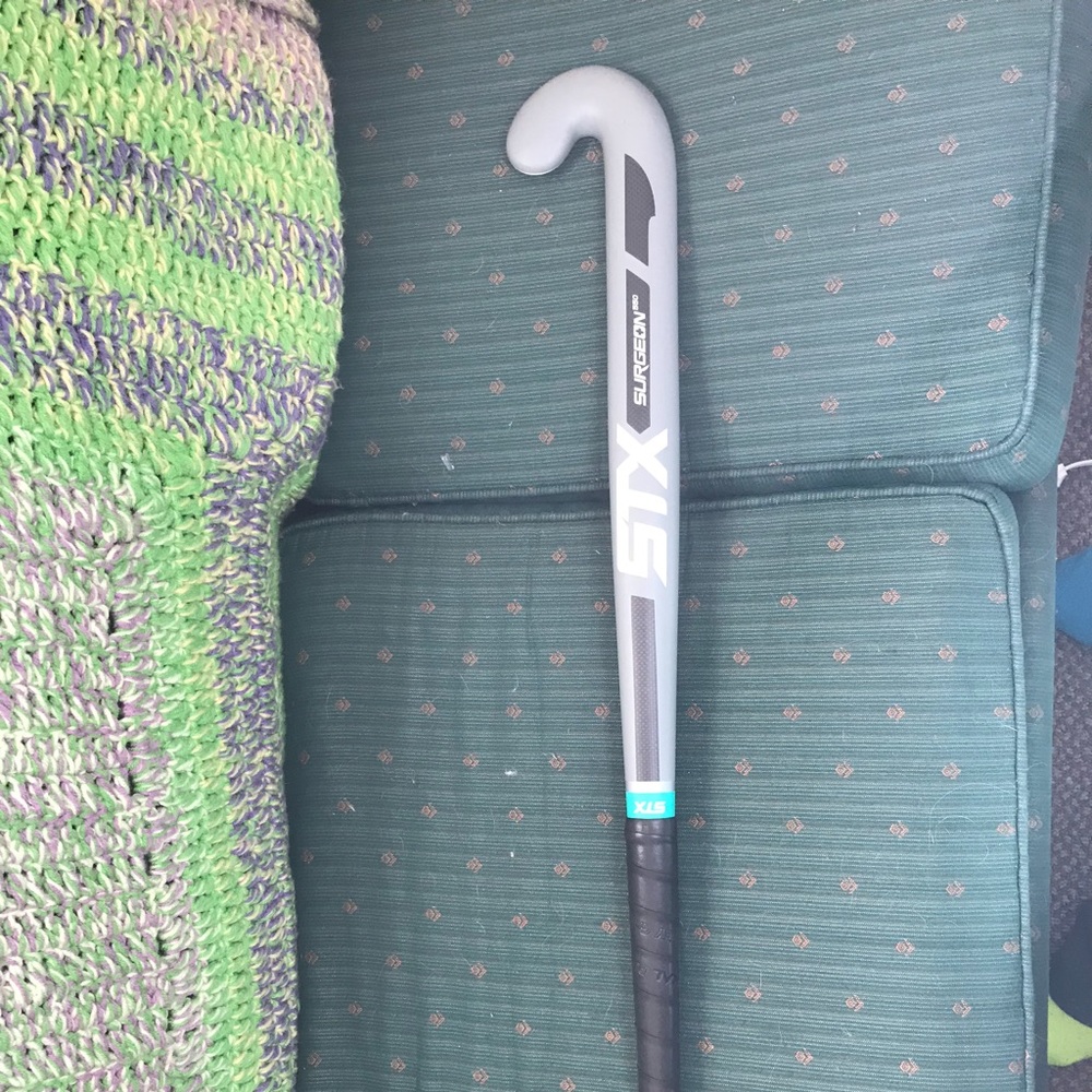 STX 550 Surgeon Field Hockey Stick