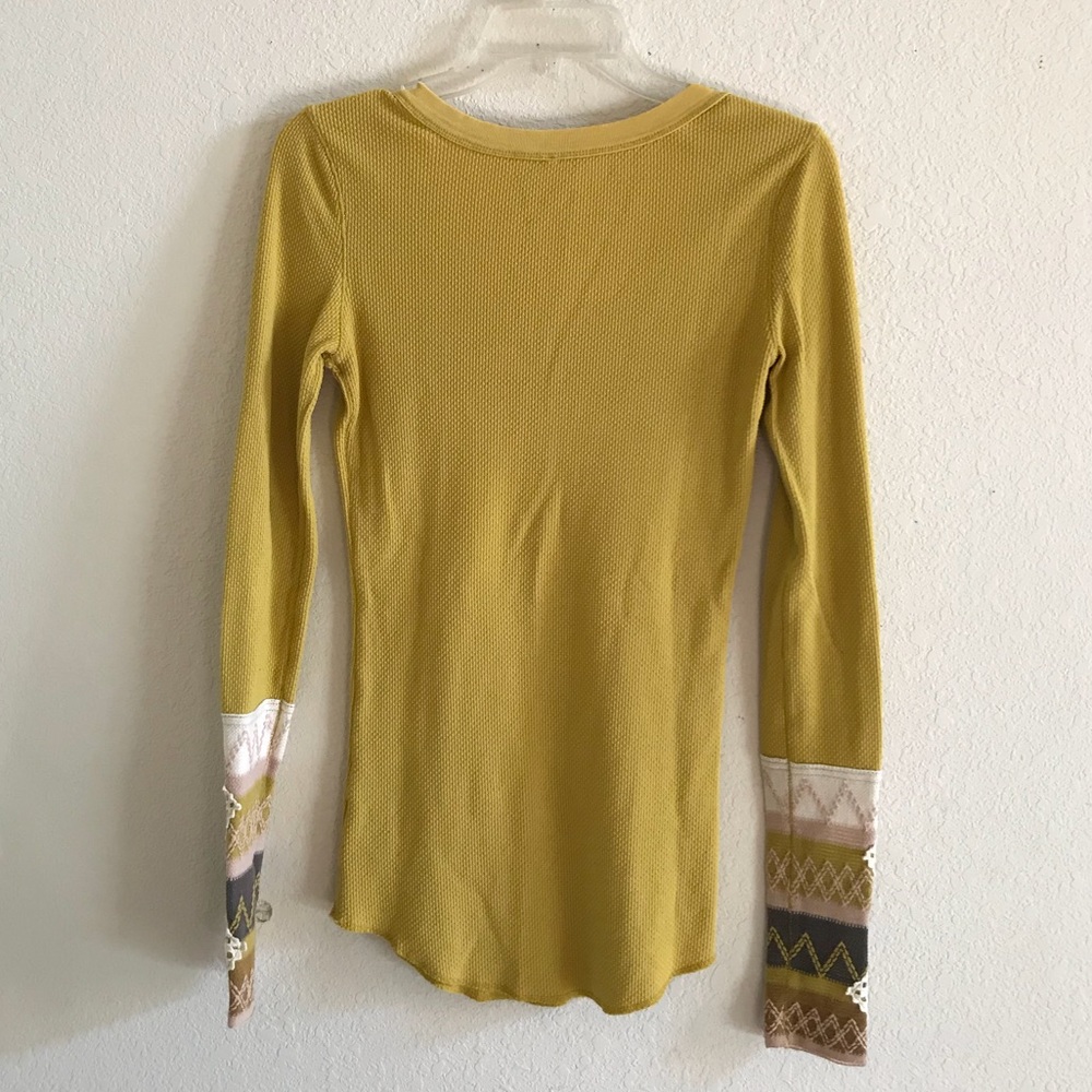 Free People Cuff Long Sleeve Thermal - Picture 4 of 4