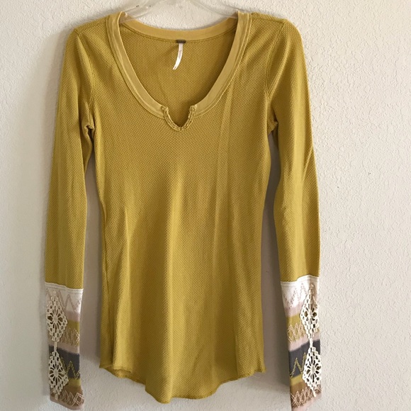 Free People Cuff Long Sleeve Thermal - Picture 2 of 4