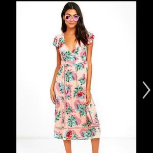 NWT MINK PINK Parade about Wrap Midi Dress 👗