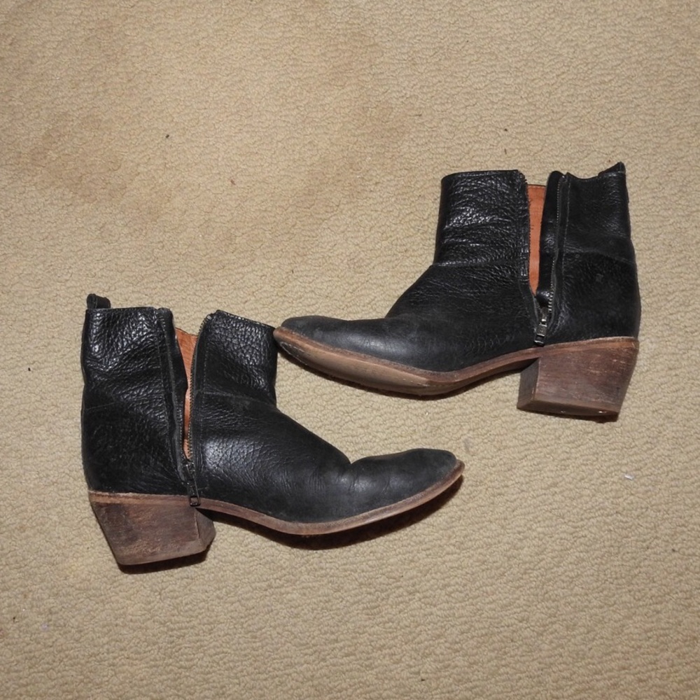 MADEWELL CHELSEA BOOTS