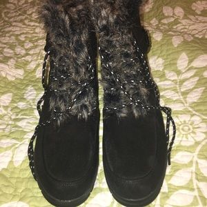 Black, fur-lined boots