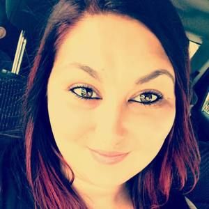 Meet your Posher, Stefany