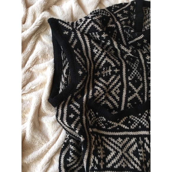 Cardigan - Picture 3 of 5