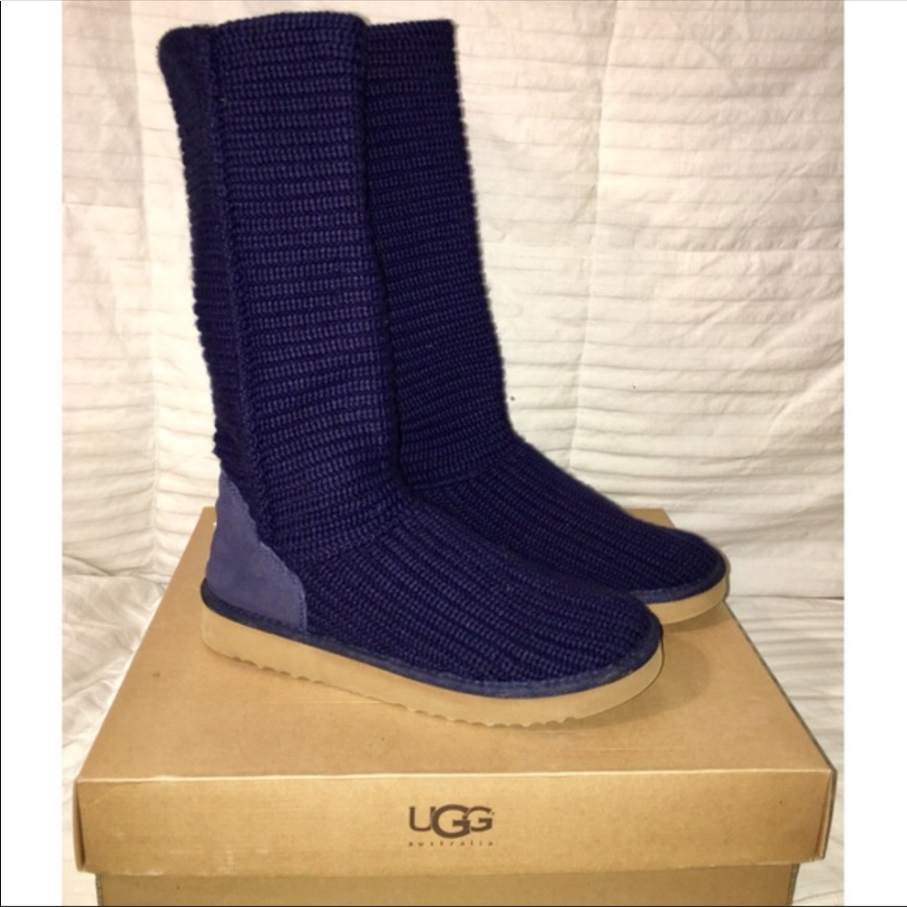 New UGG Knit Crochet Boots size 9