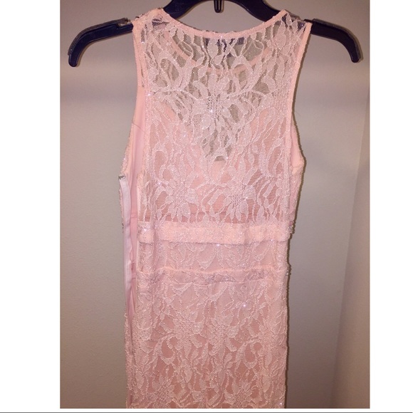 Dress - Picture 4 of 4