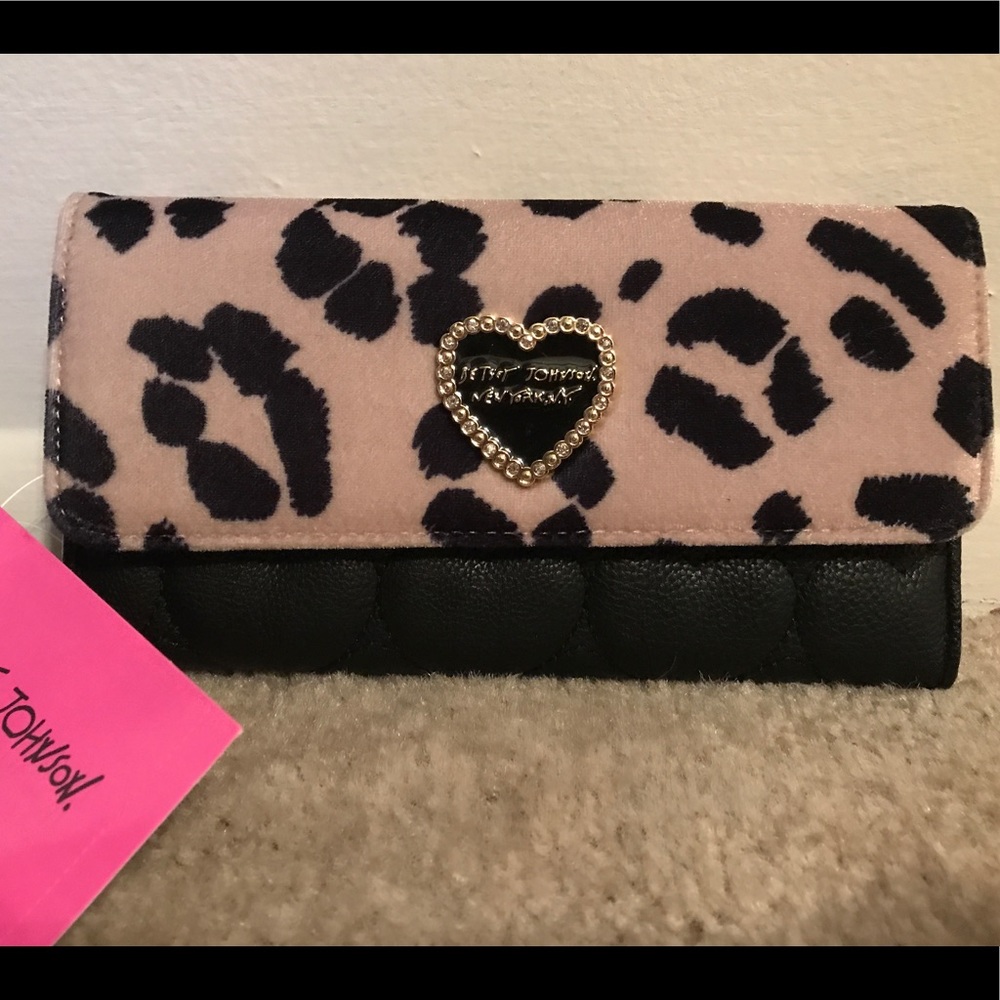 NWT Betsey Johnson Cheetah Flap Over Wallet