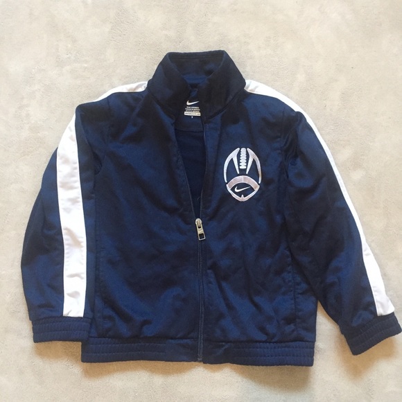 3/$25 🔴 Nike track jacket - Picture 3 of 3