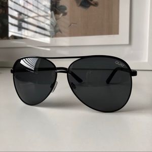 QUAY VIVIENNE SUNGLASSES 🕶