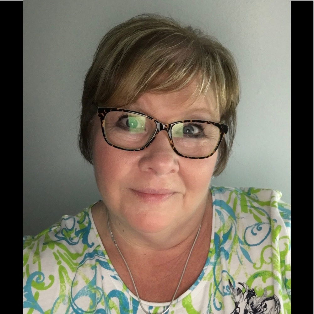Meet your Posher, Michele