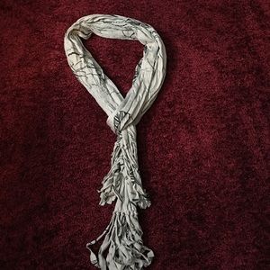 Gray scarf