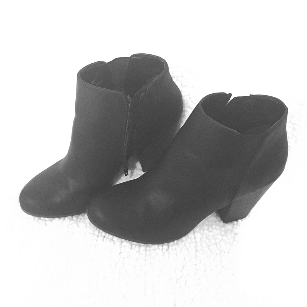 Fergie black booties