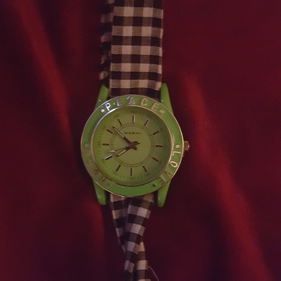 Watch - Picture 4 of 6