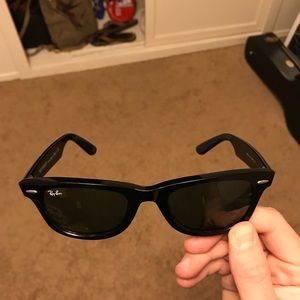 Ray-Ban Wayfarer Sunglasses