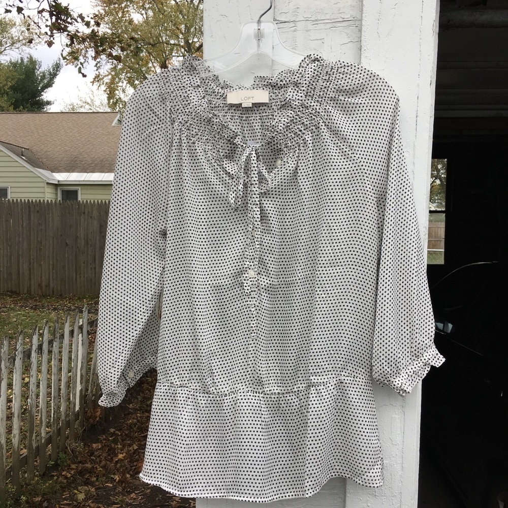 SALE🖤Ann Taylor Loft Blouse🖤NWT