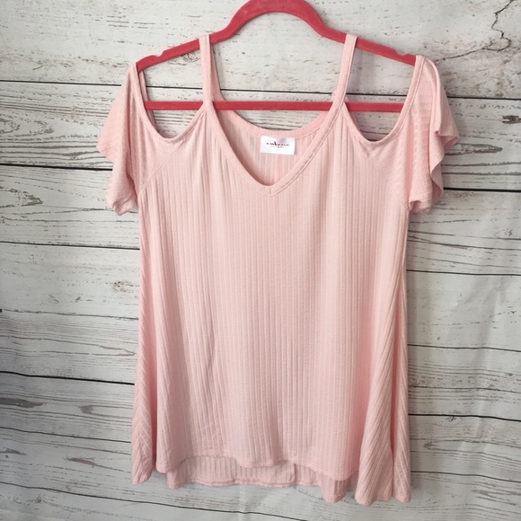 NEW! Pink cold shoulder loose fit short sleeve top - Picture 2 of 5