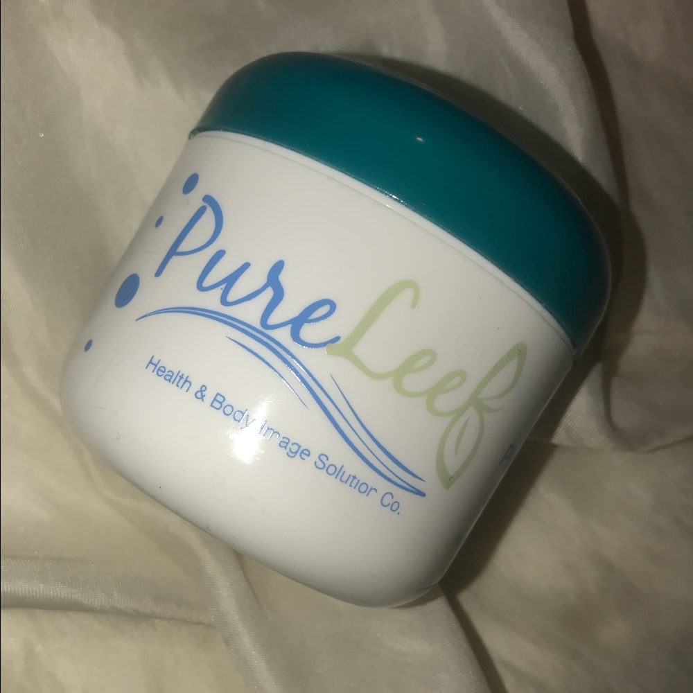 ❌SOLD❌Pureleef plumping Cream