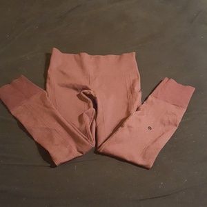 Burgundy Lululemon leggings