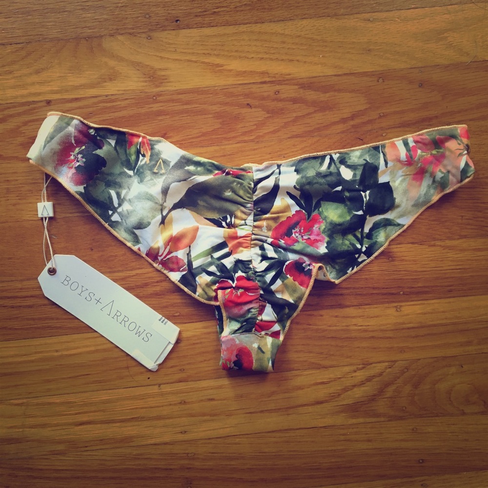 Boys + Arrows bottoms in Large