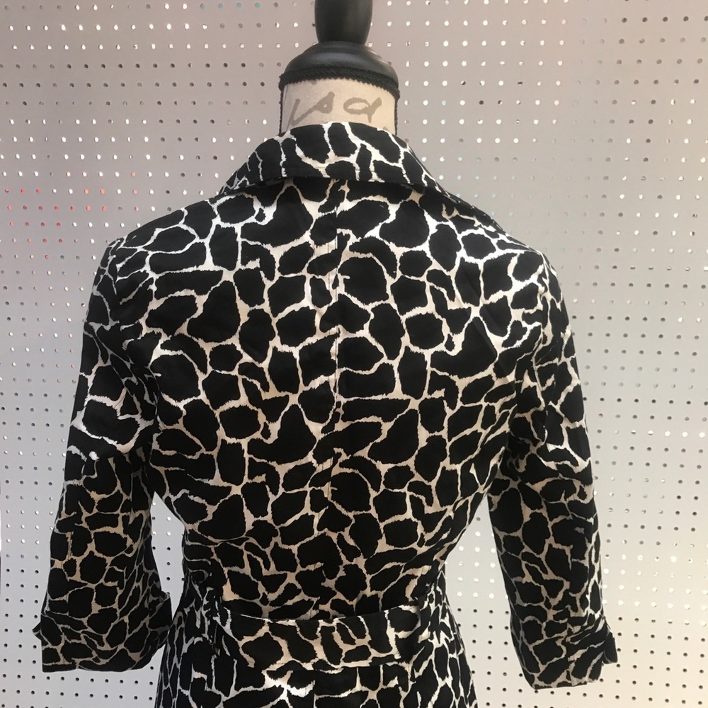 Forever 21 trench coat size medium - Picture 6 of 7
