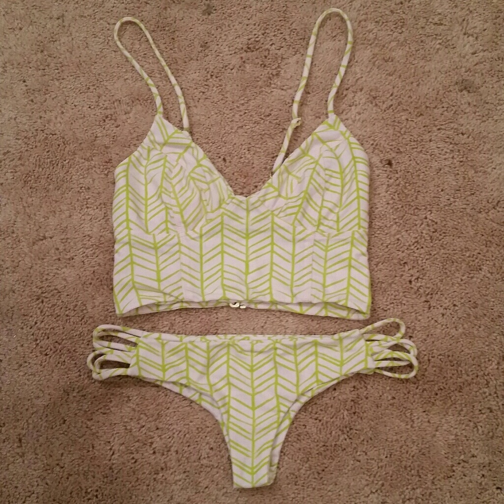 Tori Praver Jess top and Chandak bottom India lime