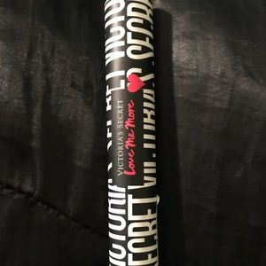 Victoria’s Secret “Love me more” rollerball