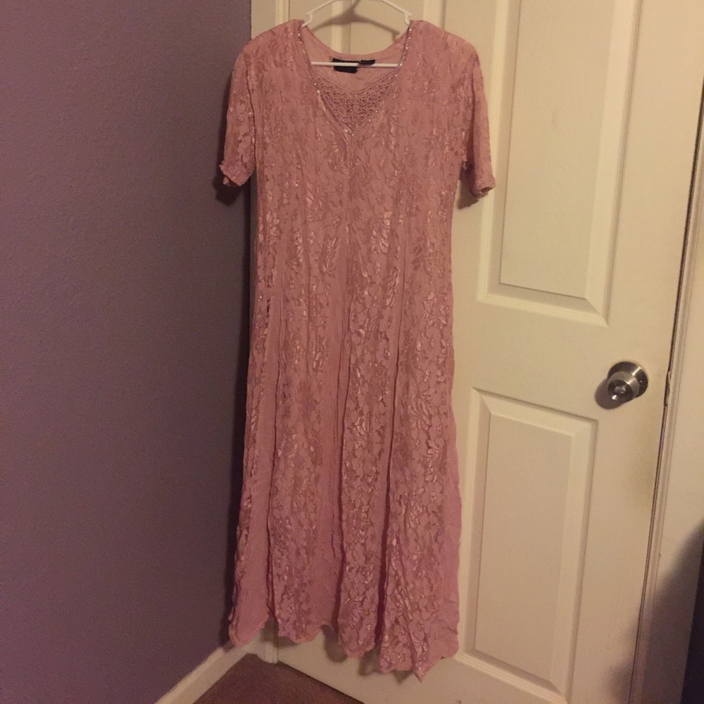 Lace pink long dress