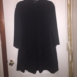 NWOT PLUS SIZE 3X TUNIC TOP WITH POCKETS IN BLACK