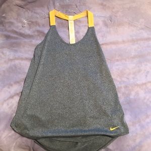 Nike dry-fit workout tank