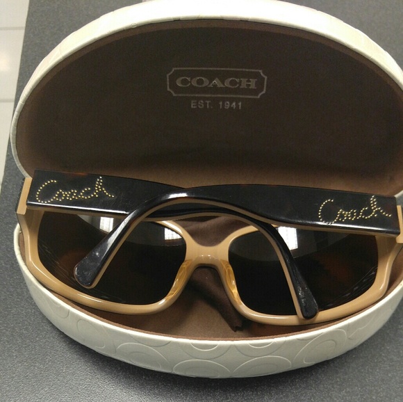 Women's Coach Sunglasses - Picture 2 of 7