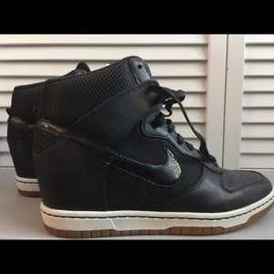 Nike Dunk Sky High Sneakers