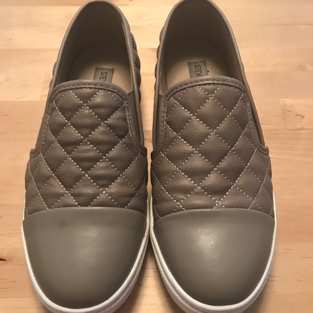 Steve Madden Slip Ons