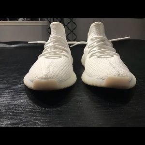 Only worn once around house like new