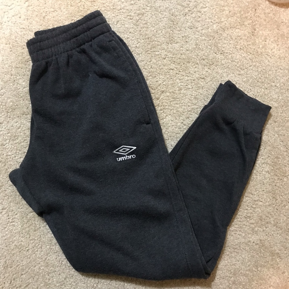 Umbro Dark Gray Joggers - Cuffed Bottoms (Men's S)