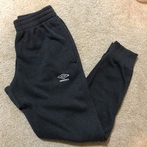 Umbro Dark Gray Joggers - Cuffed Bottoms (Men's S)