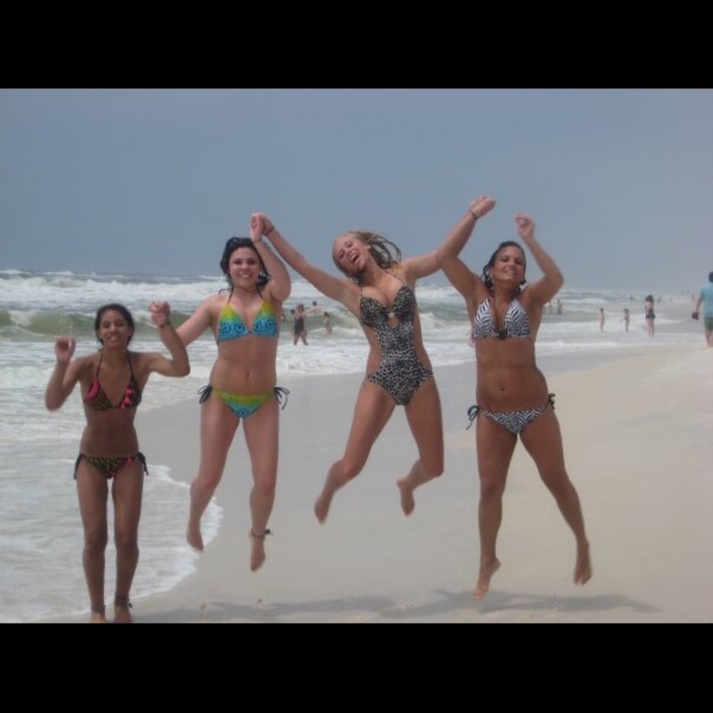Leopard Monokini !! - Picture 2 of 2