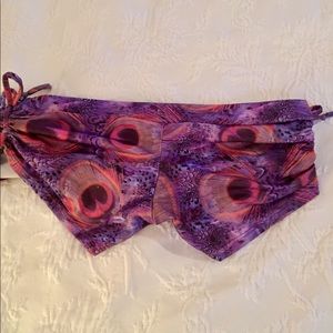 Onzie hot yoga shorts