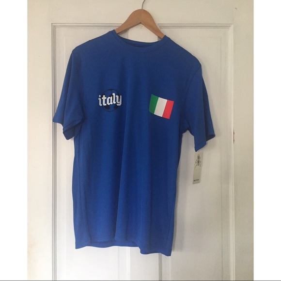 NWT Men’s Italy Soccer Shirt Graphic Tee - Picture 1 of 6
