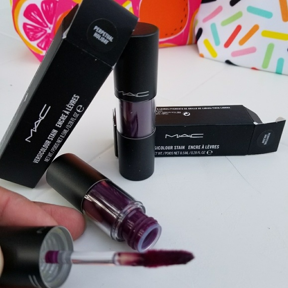 Mac versicolour stain . Perpetual holiday. - Picture 2 of 5