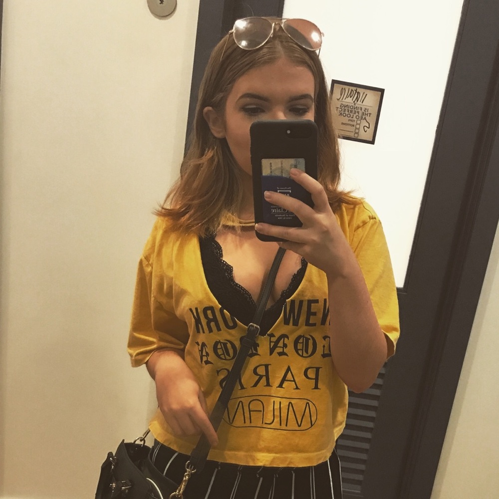 Meet your Posher, Emily