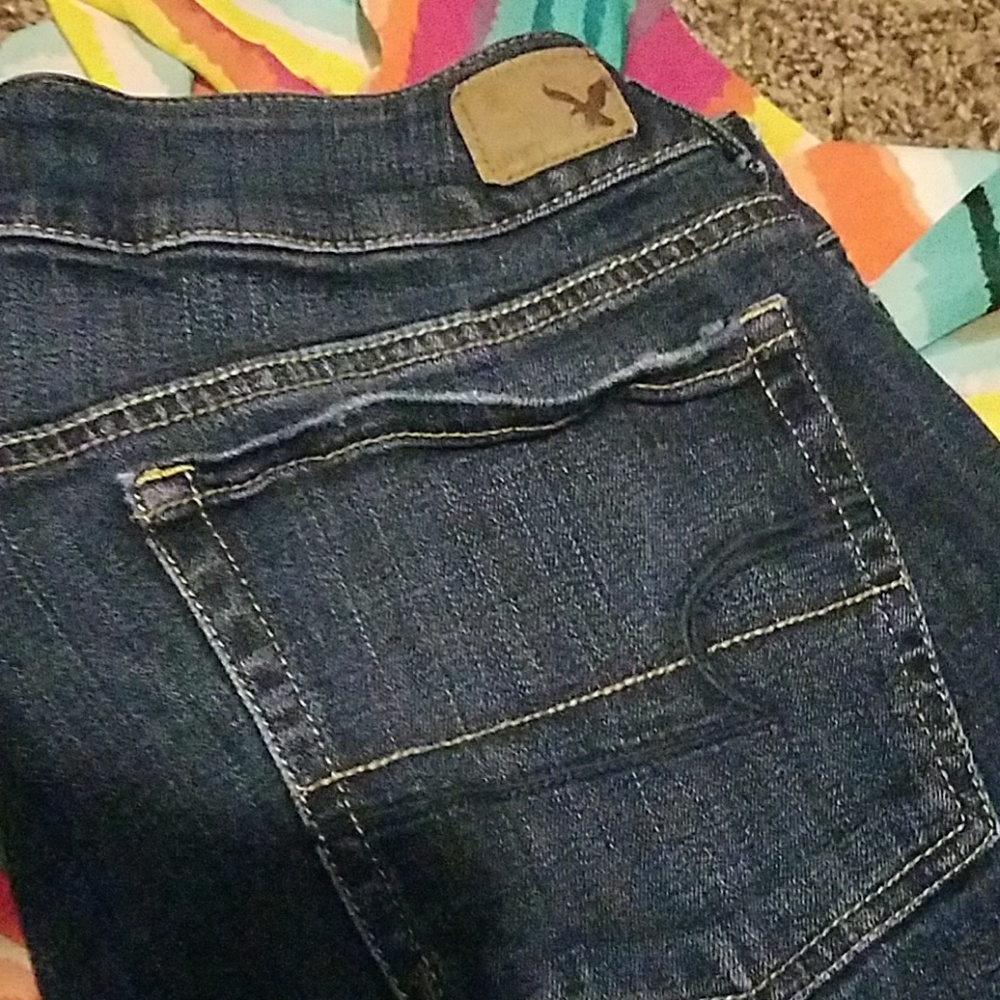 American Eagle Crop Jeans