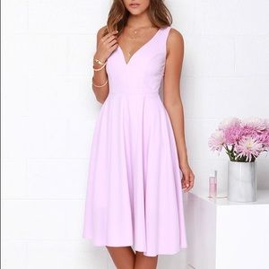 NEW! LULUS LAVENDER MIDI DRESS 😍😍