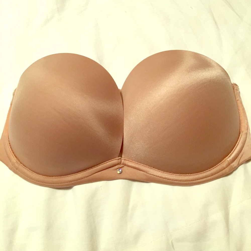 Very Sexy strapless with extreme push-up