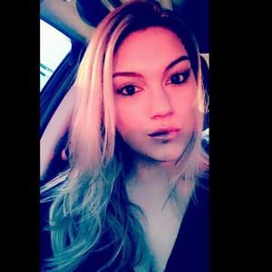 Meet your Posher, Carli