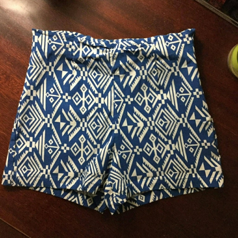 Tribal print high waisted shorts